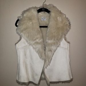 Jennifer Lopez Faux Fur vest tan cream color Small